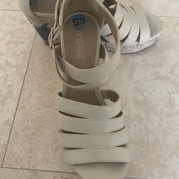 Kenneth Cole Sandals - Picture 4 of 8